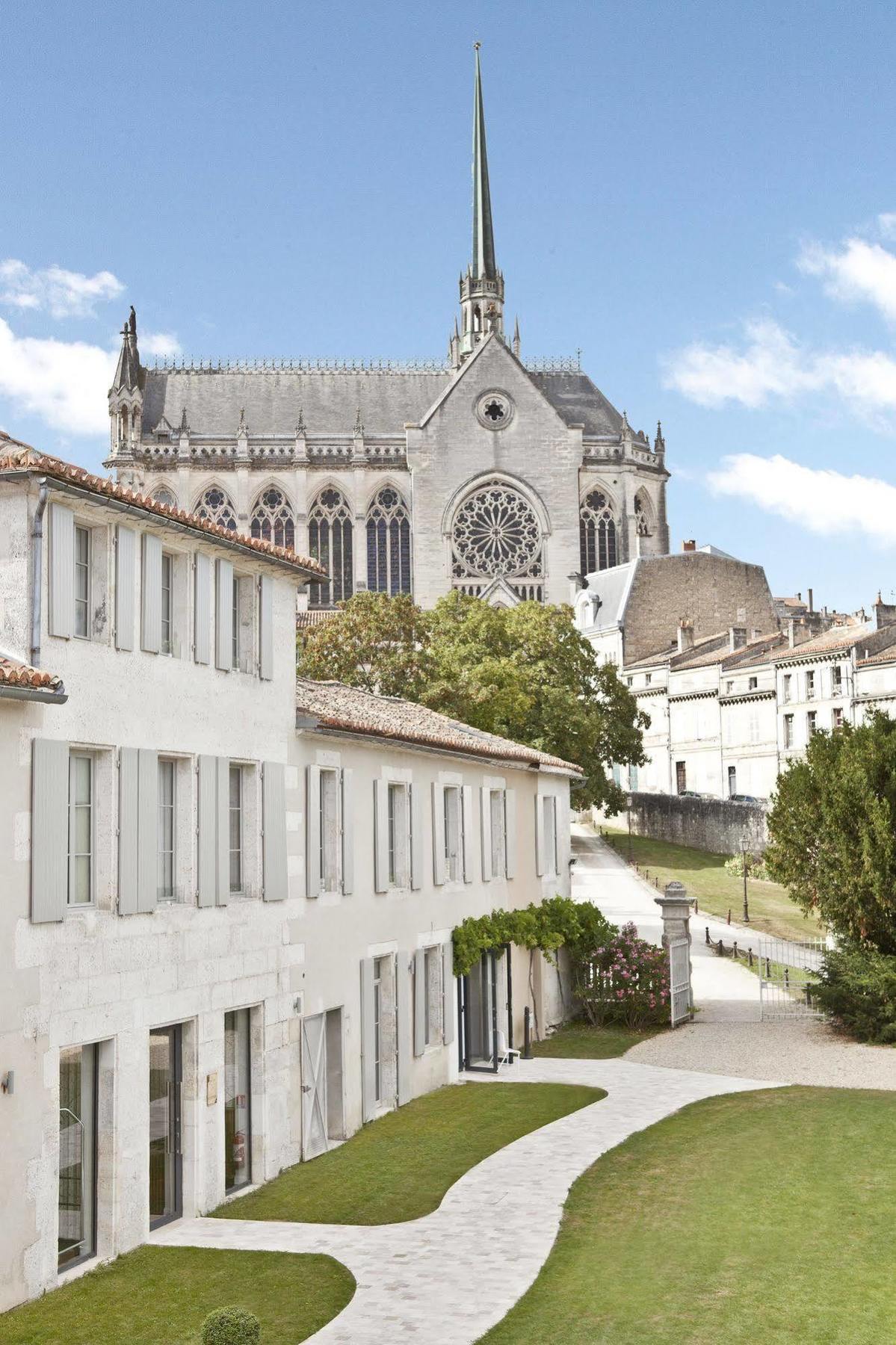 Hotel Le Saint Gelais Angouleme Bagian luar foto